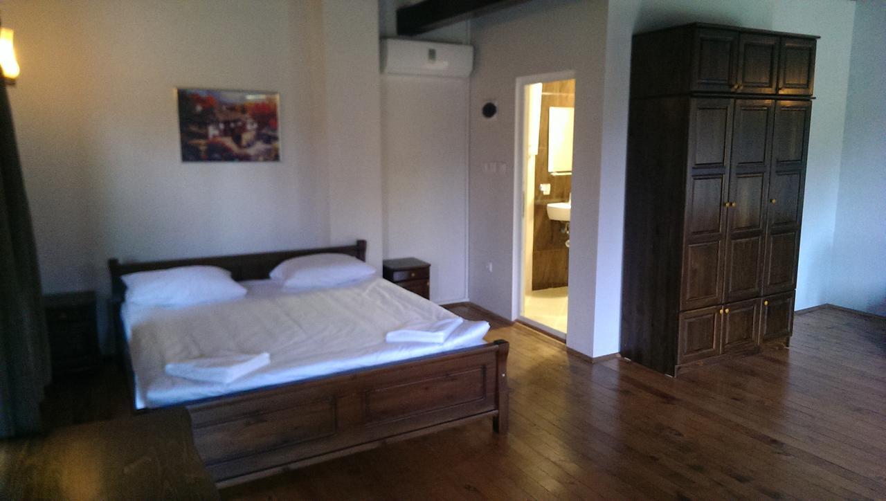 Ethnocomplex Krivini Hotell Exteriör bild